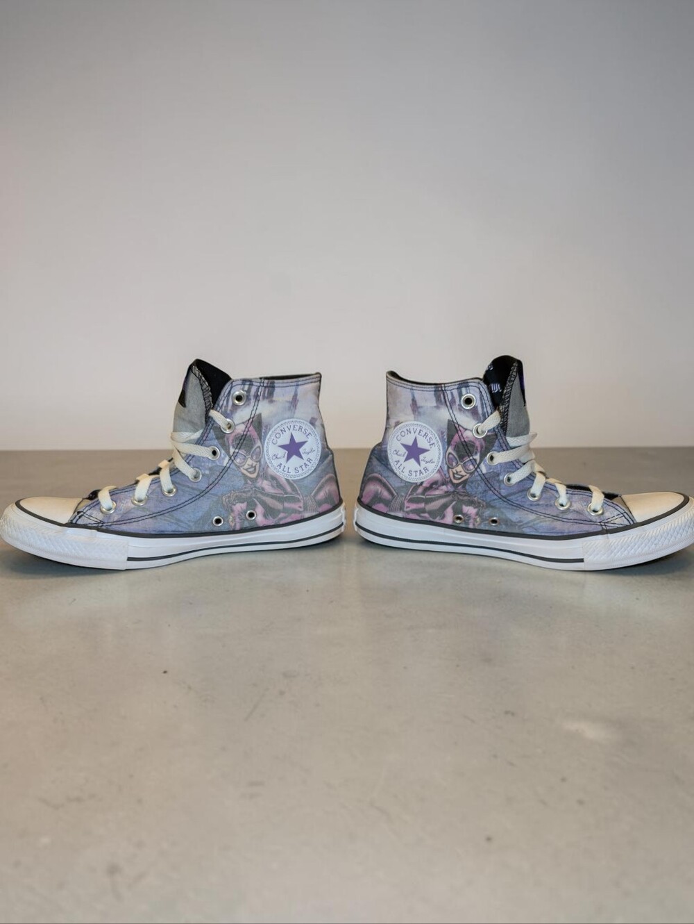 Converse Limited Edition Cat Woman Sneakers Size Women 8 / Men 6